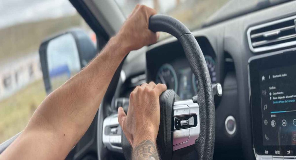 aprender a manejar carro de forma segura